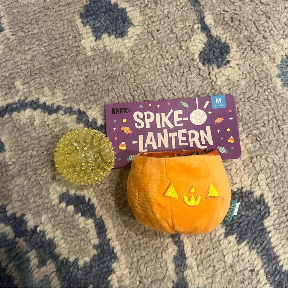 Bark Spike-O'-Lantern Dog Toy NWT